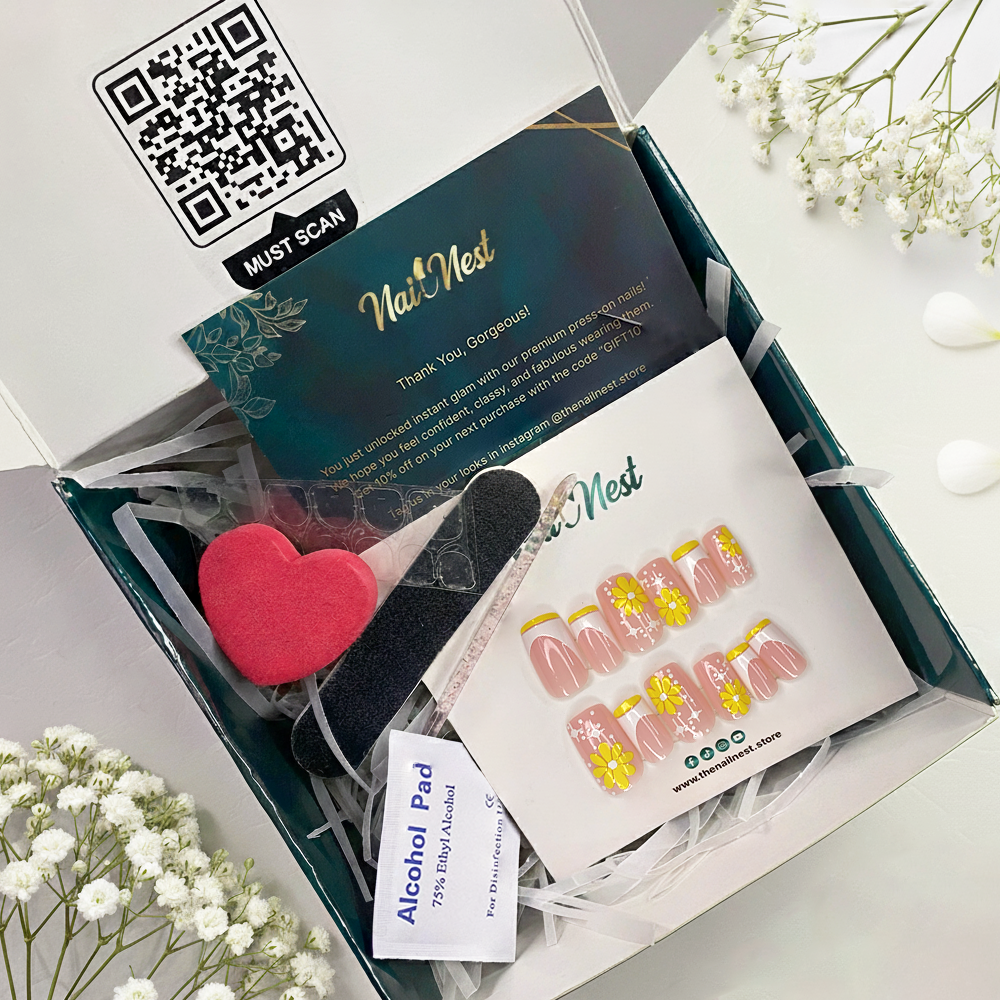 Lemon Daisy French Tips Reusable Press On Nail