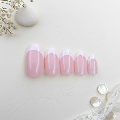 12-piece Medium Oval-French Tip Nails