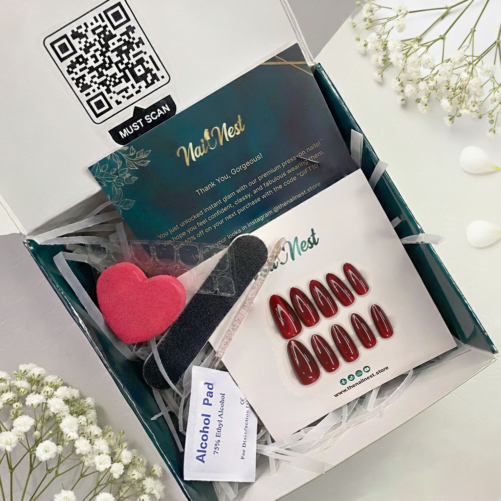 10 -Piece Red Cat’s Eye Press-On Nails