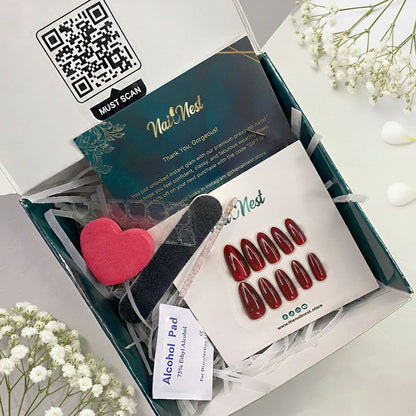 10 -Piece Red Cat’s Eye Press-On Nails